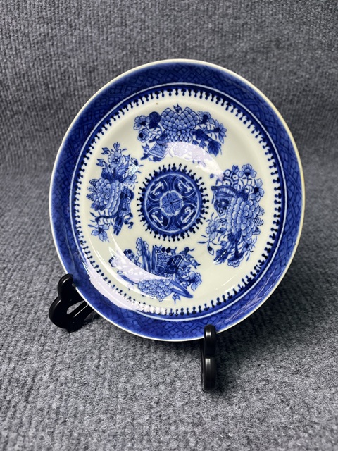 古玩陶瓷青花“菲茨休”盤真品鑒賞圖