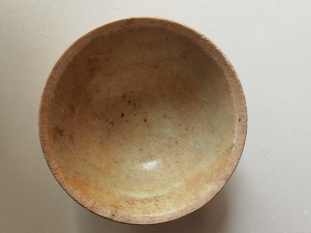 古玩陶瓷芒口圈足覆燒工藝影青碗真品鑒賞圖