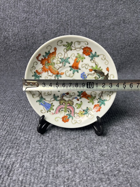 古玩陶瓷粉彩瓜蝶綿綿紋盤拍賣，當前價格888元