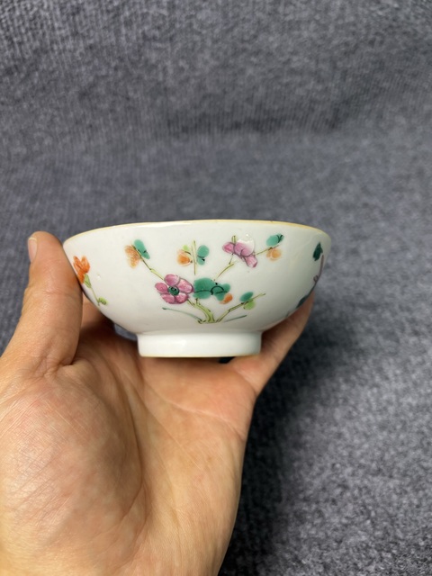 古玩陶瓷粉彩四季花卉紋花口碗拍賣，當前價格888元