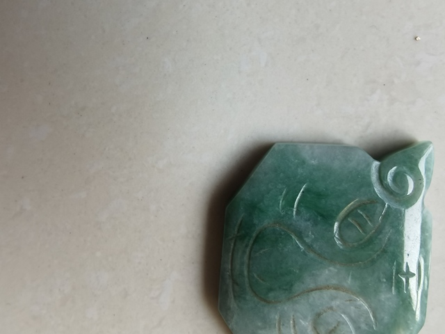 古玩玉器翡翠虎面真品鑒賞圖