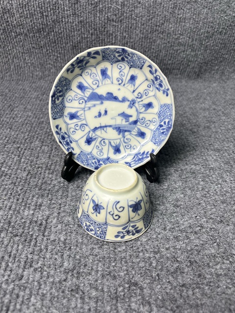 古玩陶瓷青花山水紋杯碟套真品鑒賞圖