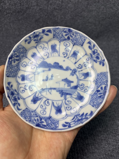 古玩陶瓷青花山水紋杯碟套真品鑒賞圖