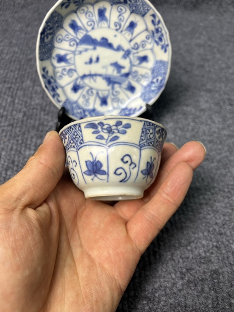 古玩陶瓷青花山水紋杯碟套真品鑒賞圖
