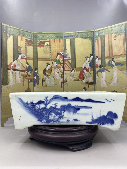 古玩陶瓷青花山水人物紋花盆真品鑒賞圖