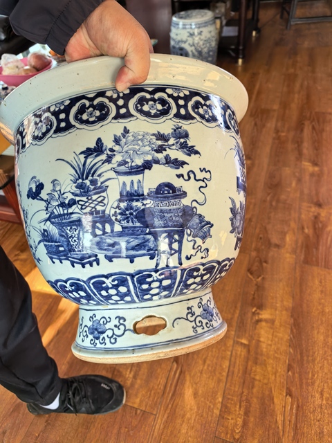 古玩陶瓷豆青青化清供花盆真品鑒賞圖