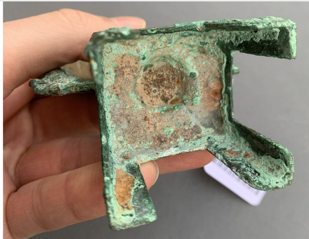 古玩銅器銅鎏金觀音像真品鑒賞圖