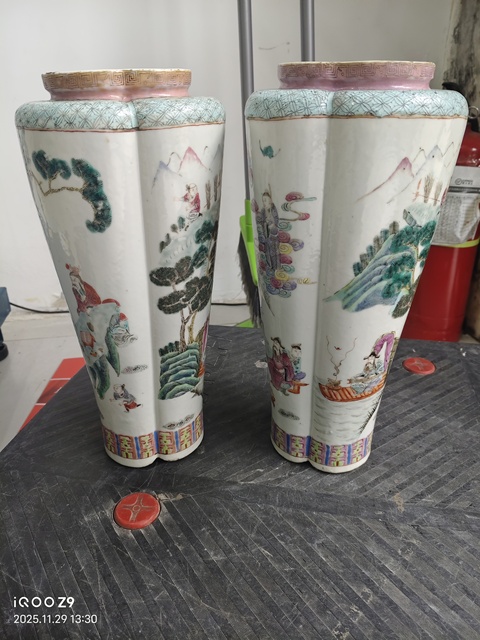 古玩陶瓷粉彩人物故事紋三連瓶真品鑒賞圖