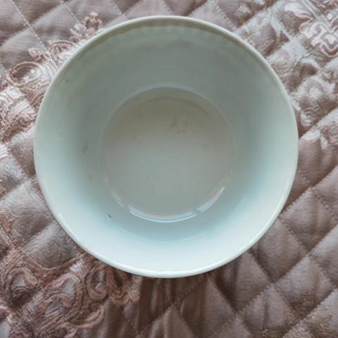 古玩陶瓷青花趕珠龍紋茶碗真品鑒賞圖