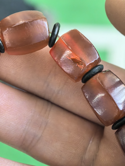 古玩雜項(xiàng)瑪瑙手串真品鑒賞圖