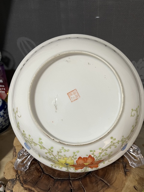 古玩陶瓷民國粉彩花卉紋折沿盤拍賣，當前價格488元