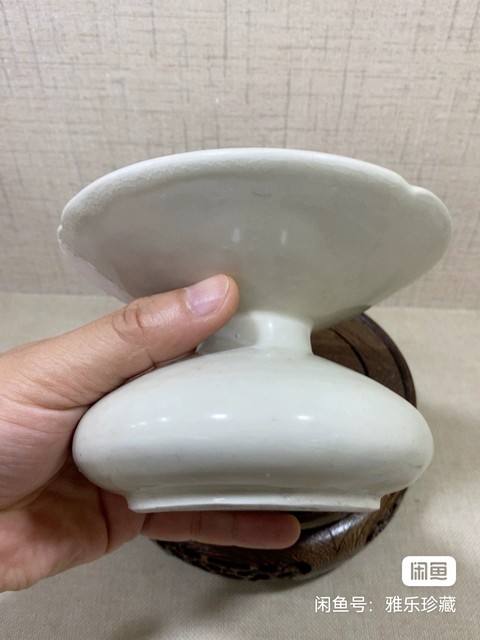 古玩陶瓷鞏縣窯白釉渣斗真品鑒賞圖