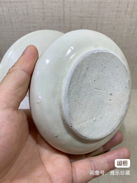 古玩陶瓷鞏縣窯白釉渣斗真品鑒賞圖