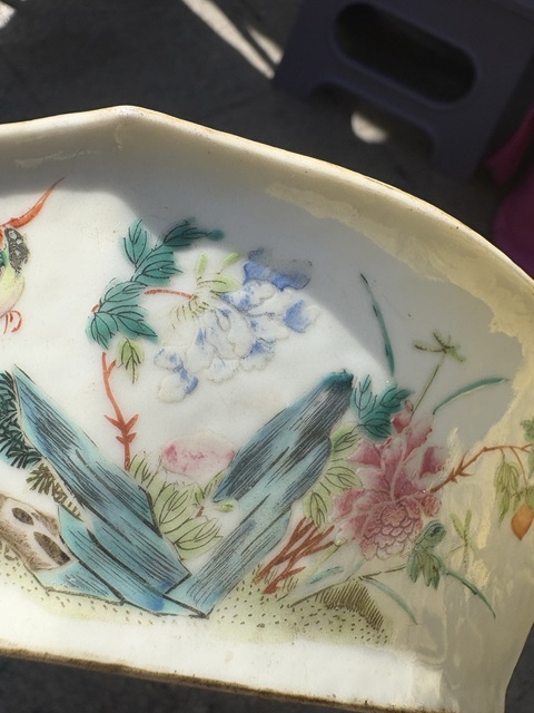 古玩陶瓷晚清細路粉彩角碗真品鑒賞圖