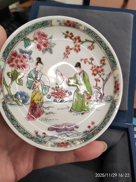 古玩陶瓷雍正粉彩西廂記小筆舔拍賣，當前價格4200元