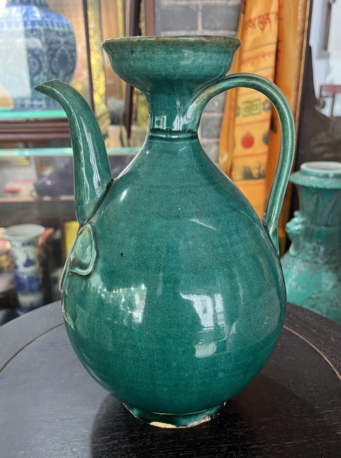 古玩陶瓷綠釉酒壺真品鑒賞圖