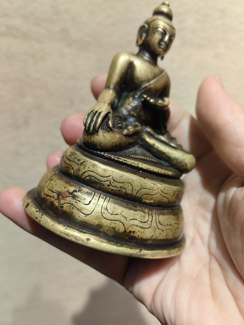 古玩銅器銅釋迦摩尼真品鑒賞圖