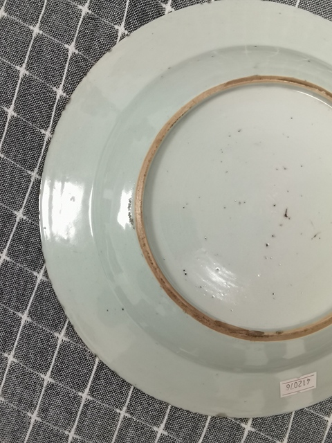 古玩陶瓷乾隆外銷風格青花花卉盤真品鑒賞圖