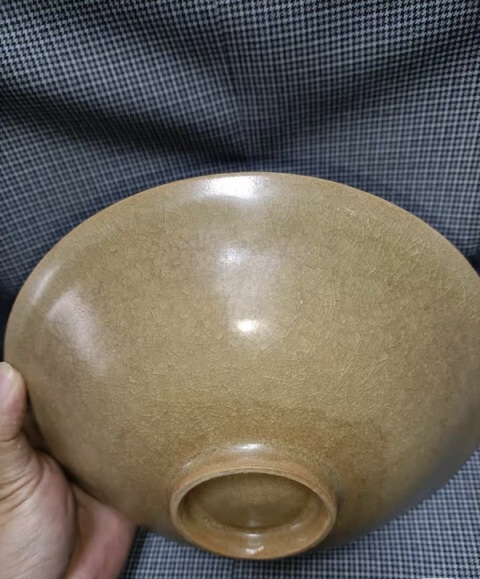 古玩陶瓷龍泉青瓷黃釉盤真品鑒賞圖