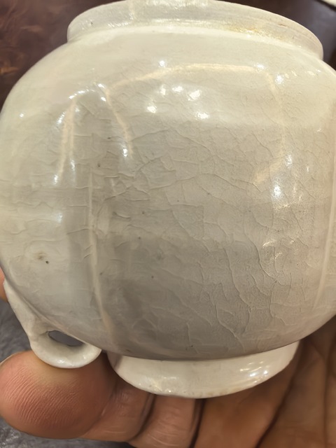 古玩陶瓷景德鎮窯系青白釉瓜楞罐真品鑒賞圖