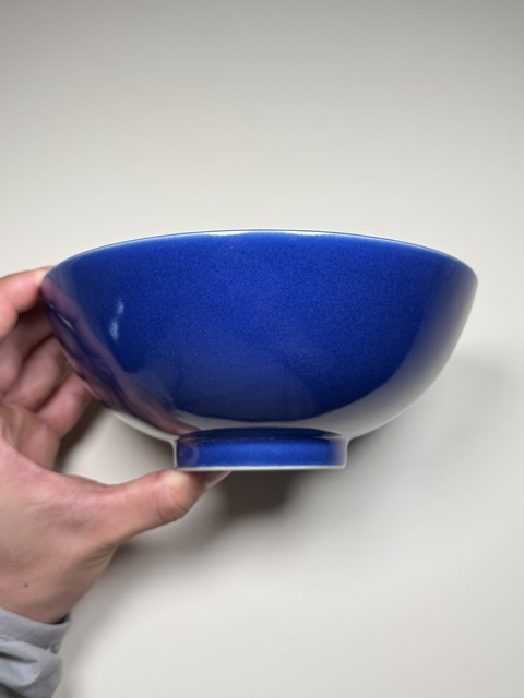 古玩陶瓷霽藍釉碗真品鑒賞圖