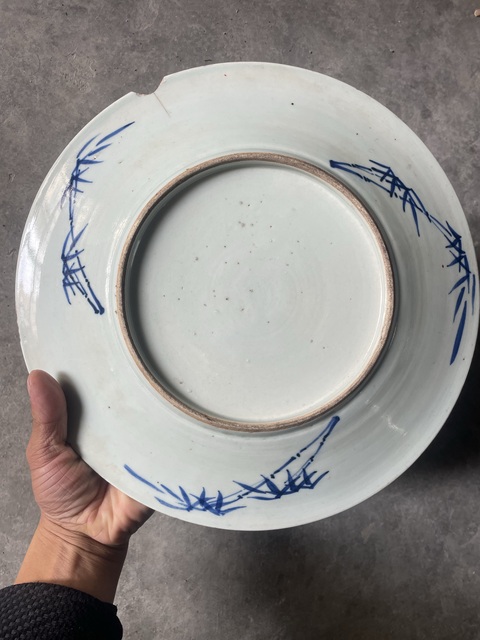 古玩陶瓷青花冰梅紋大盤真品鑒賞圖