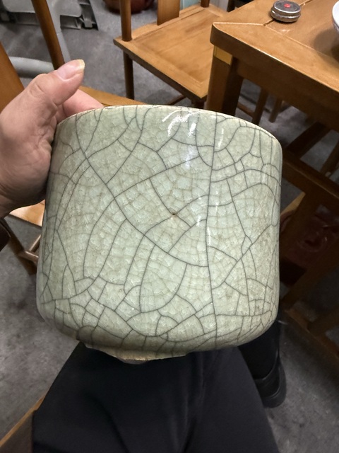 古玩陶瓷哥釉三足爐真品鑒賞圖