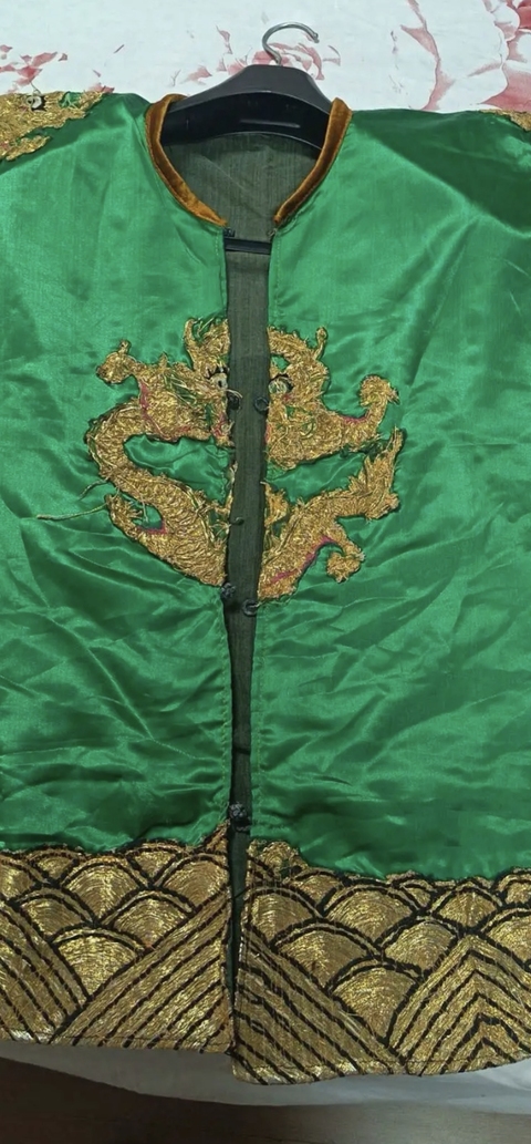 古玩雜項刺繡戲服真品鑒賞圖