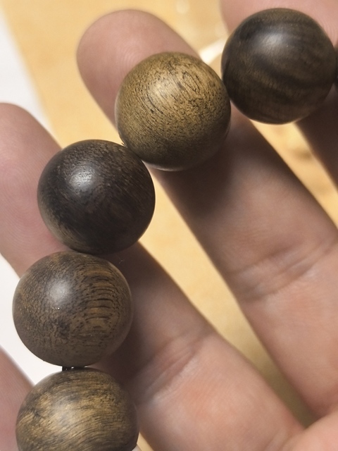 古玩雜項沉香手串真品鑒賞圖