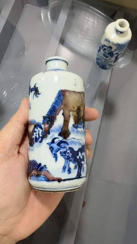 古玩陶瓷青花釉里紅生肖提材母壺真品鑒賞圖
