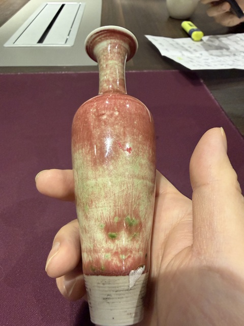 古玩陶瓷豇豆紅釉柳葉瓶真品鑒賞圖