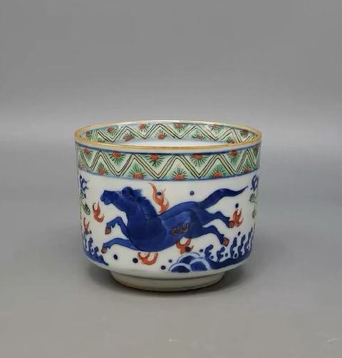 古玩陶瓷青花加彩香爐真品鑒賞圖