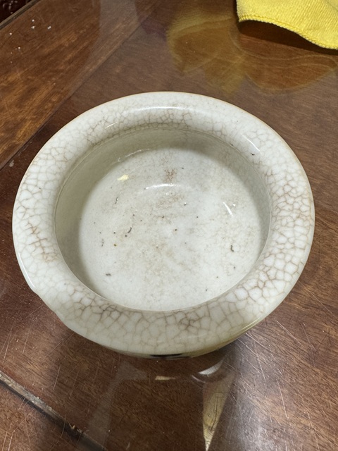 古玩陶瓷清晚期仿哥釉青花福壽獅耳爐真品鑒賞圖