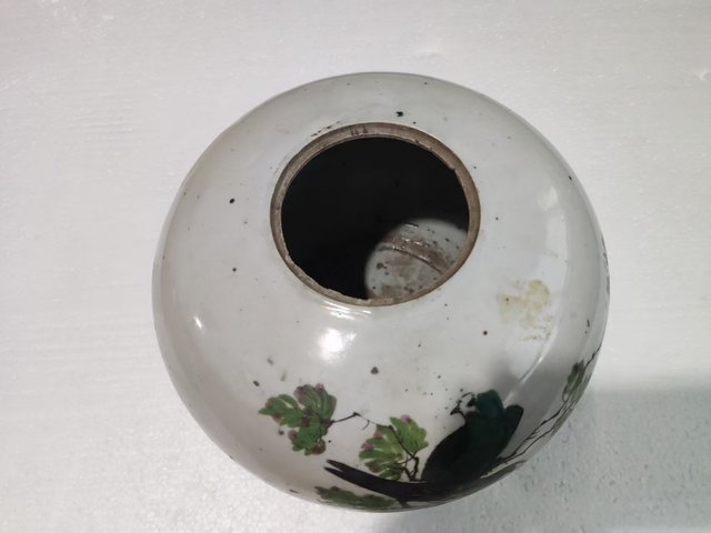 古玩陶瓷花鳥紋西瓜罐真品鑒賞圖