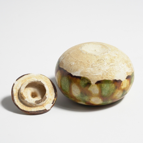 古玩陶瓷唐三彩蓋罐真品鑒賞圖