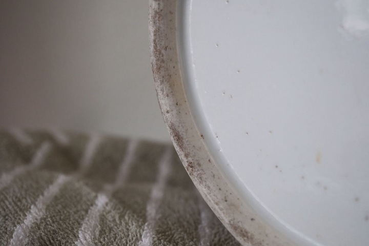 古玩陶瓷清晚期 粉彩人物紋冬瓜罐真品鑒賞圖