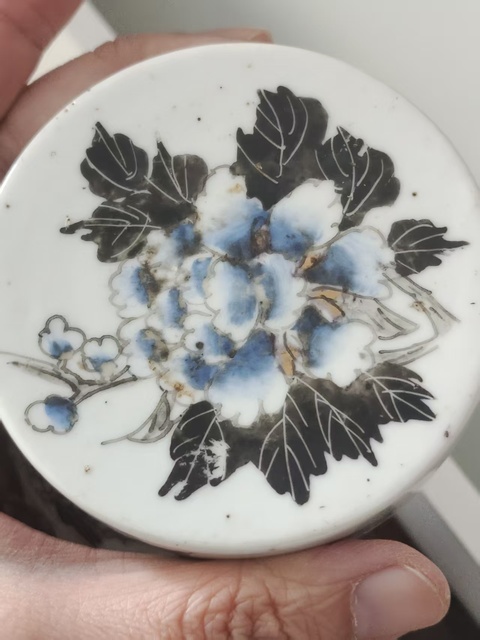 古玩陶瓷晚清墨彩節盒真品鑒賞圖