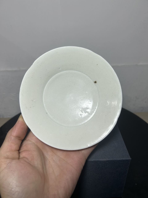 古玩陶瓷定窯白瓷葵口洗真品鑒賞圖