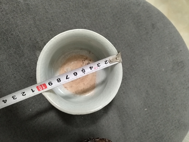 古玩陶瓷三足香爐真品鑒賞圖