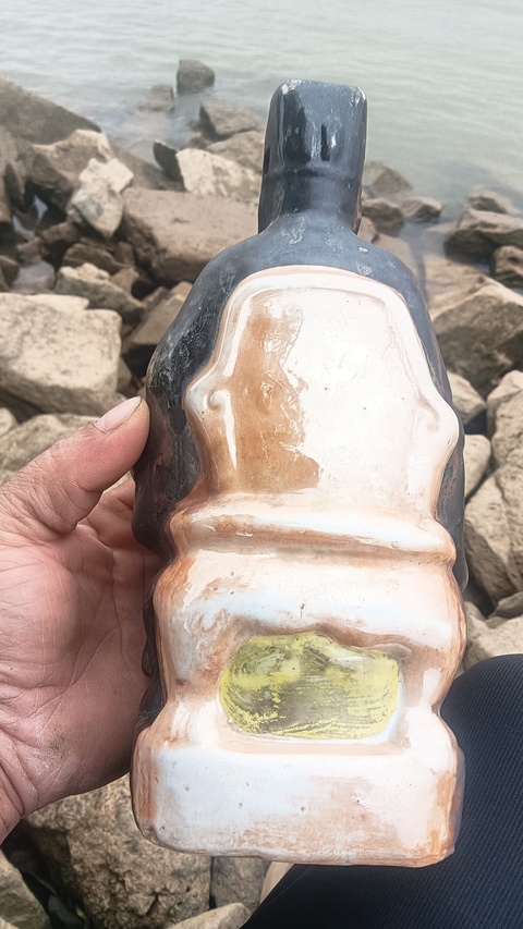 古玩陶瓷人物塑像真品鑒賞圖