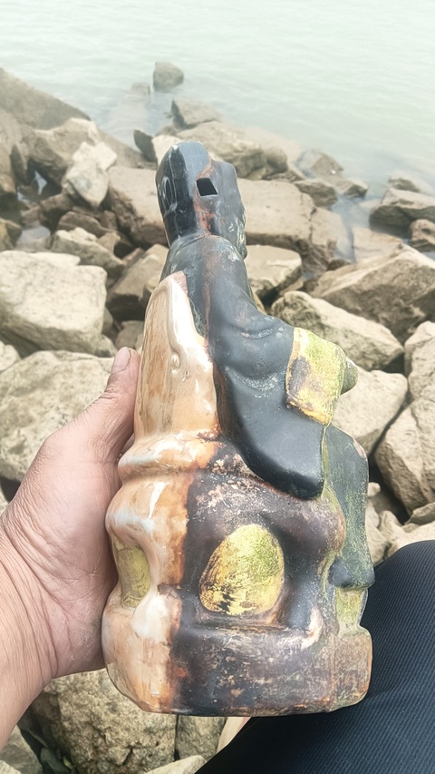 古玩陶瓷人物塑像真品鑒賞圖