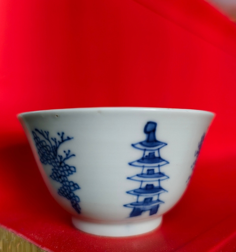 古玩陶瓷明晚期 青花山水紋杯真品鑒賞圖