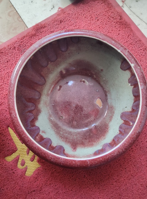 古玩陶瓷紅釉三足爐真品鑒賞圖