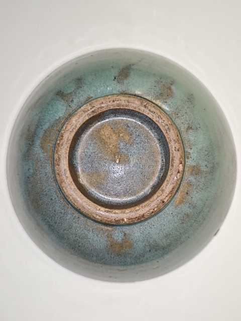 古玩陶瓷乳濁綠釉碗真品鑒賞圖