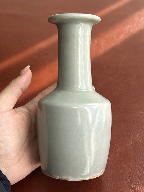 古玩陶瓷南宋龍泉窯紙槌瓶真品鑒賞圖