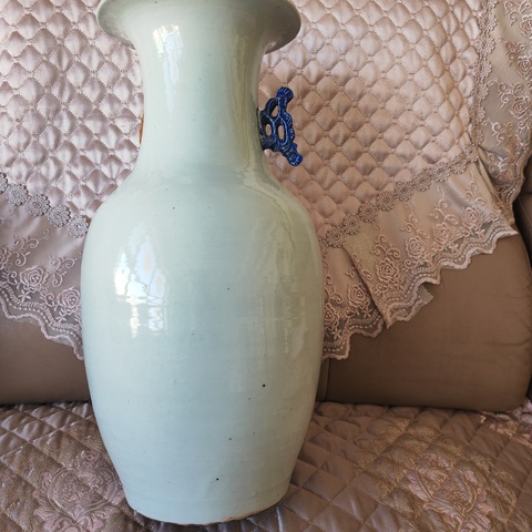 古玩陶瓷豆青釉青花雉雞牡丹圖撣瓶真品鑒賞圖