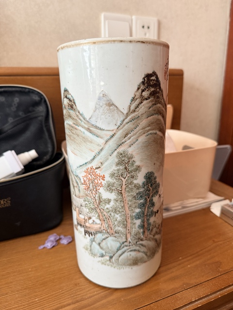 古玩陶瓷八九十年代 仿晚清民國高恒生先生粉彩帽筒真品鑒賞圖