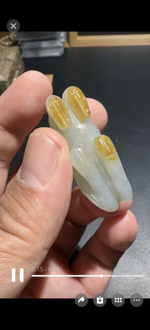 古玩玉器和田玉雕“臥馬”擺件真品鑒賞圖