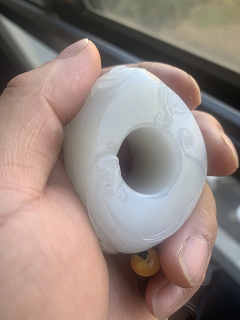 古玩玉器和田玉扳指真品鑒賞圖