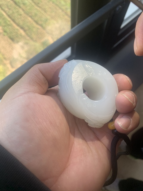 古玩玉器和田玉扳指真品鑒賞圖